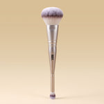 <p><strong>1x</strong> - 2-in-1 Make-up & Contourbrush</p>