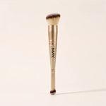 <p><strong>1x – 2-in-1 Make-up Brush</strong></p>